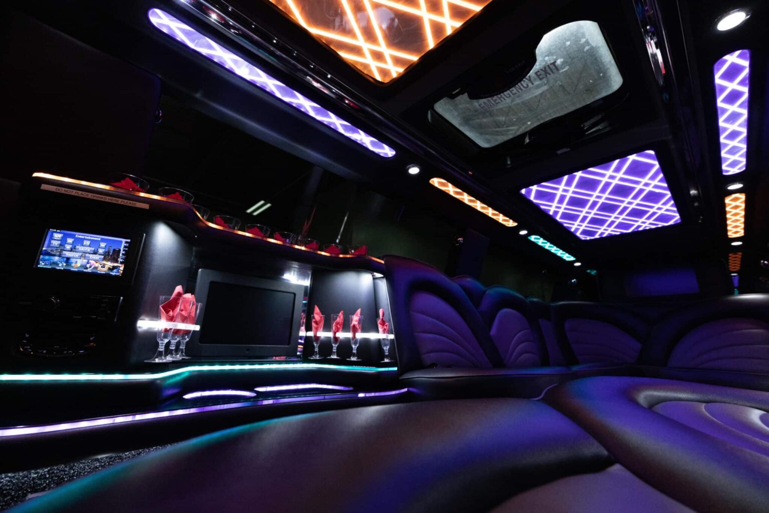 Black-Escalade-6-scaled-1-1536x1025